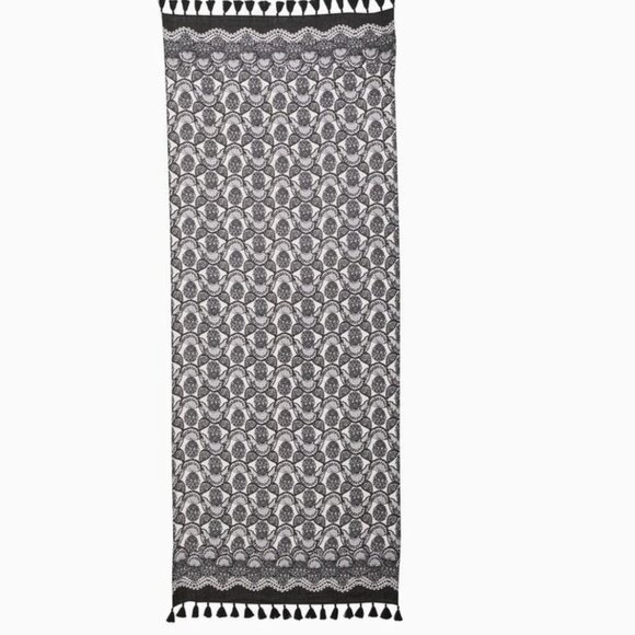 NWT Lilly Pulitzer Resort Scarf - Pineapple Princess - Picture 3 of 5